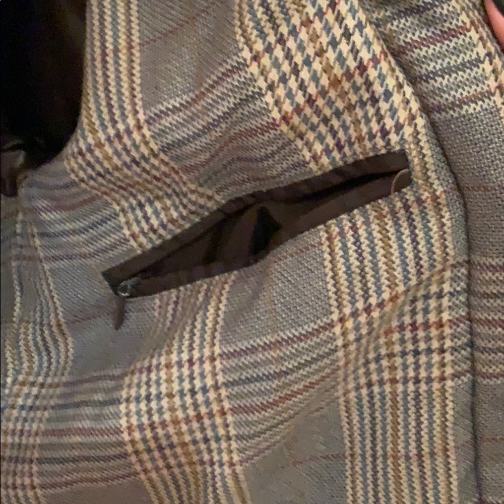 Burberry warm coat - Picture 5 of 8